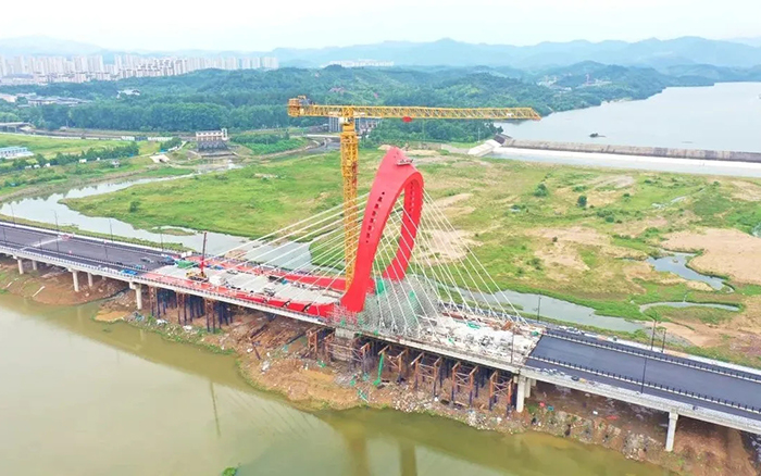 提前55天合龙！凯时娱乐XGT2230-100S编织“红色摇篮”