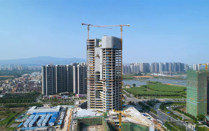 都会“金手刺”| 凯时娱乐塔机助建新会第一高楼